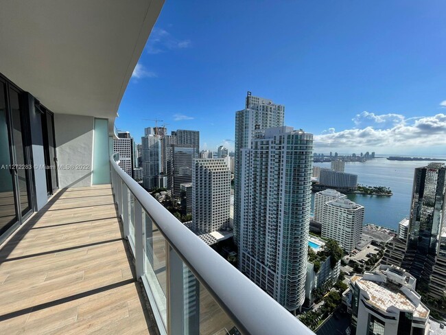 Foto del edificio - 1010 Brickell Ave