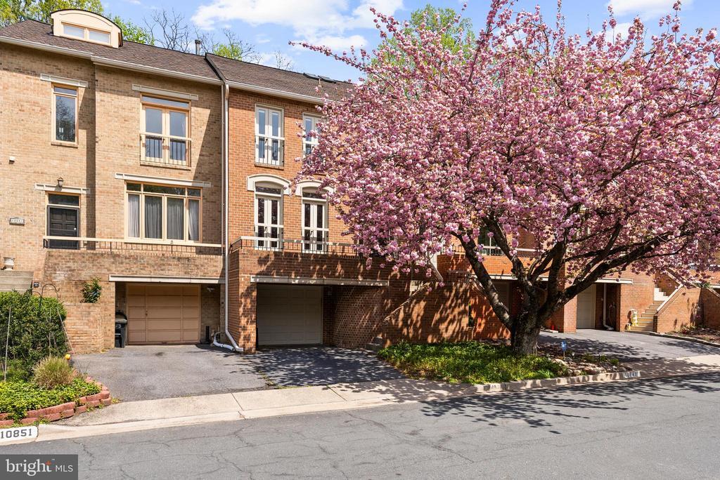 Foto principal - 10849 Whiterim Dr