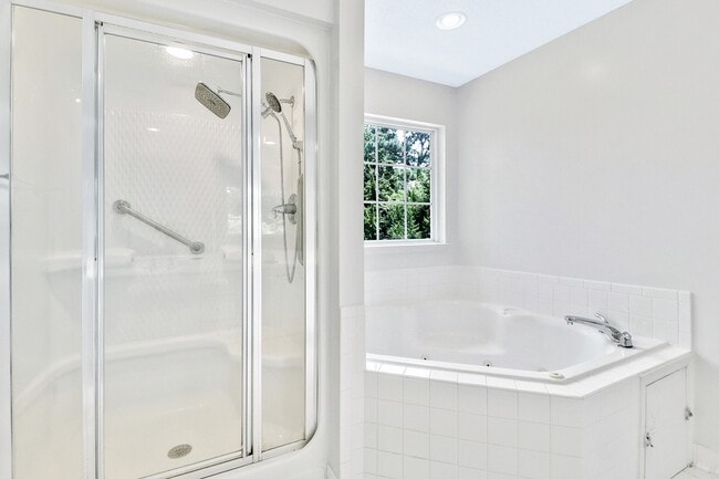 Foto del edificio - 1068 Haygood Estate Ln