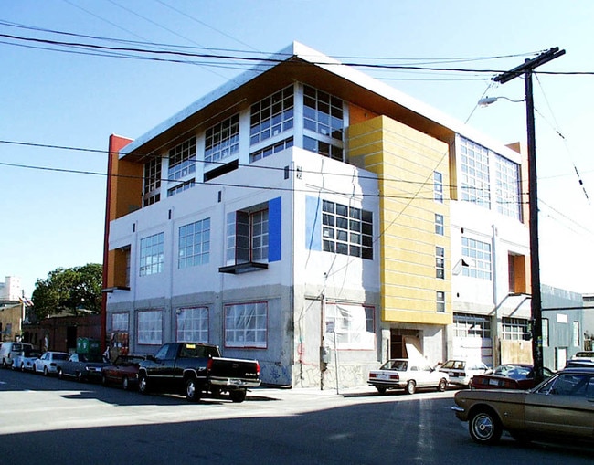 alternate view 1 - 1-9 Bernice