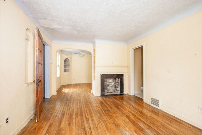 Foto del edificio - 4352 Ingleside Rd