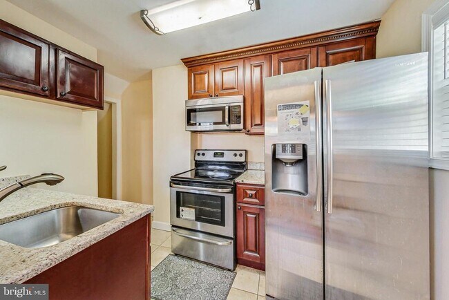 Foto del edificio - 5313 Blaine St NE