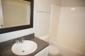 Foto del edificio - 5703 Vision Ln