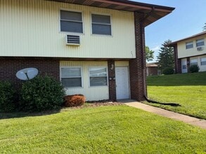 Building Photo - 7244 Hazelcrest Dr