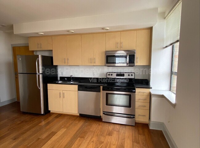 Building Photo - 30 Franklin St