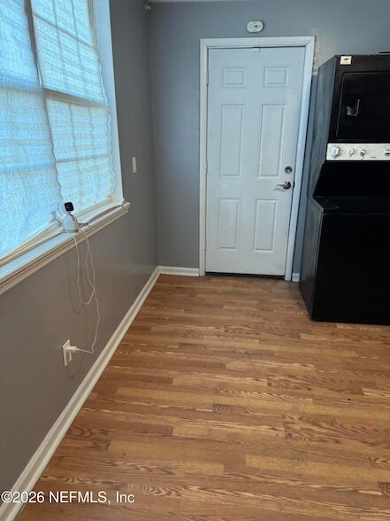 Foto del edificio - 1138 E 19th St