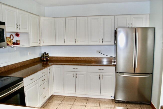 Foto del edificio - 4710 Euclid Ave