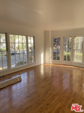 Foto del edificio - 1453 S Beverly Dr