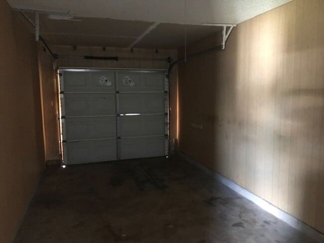 Building Photo - 5226 Waldemar St