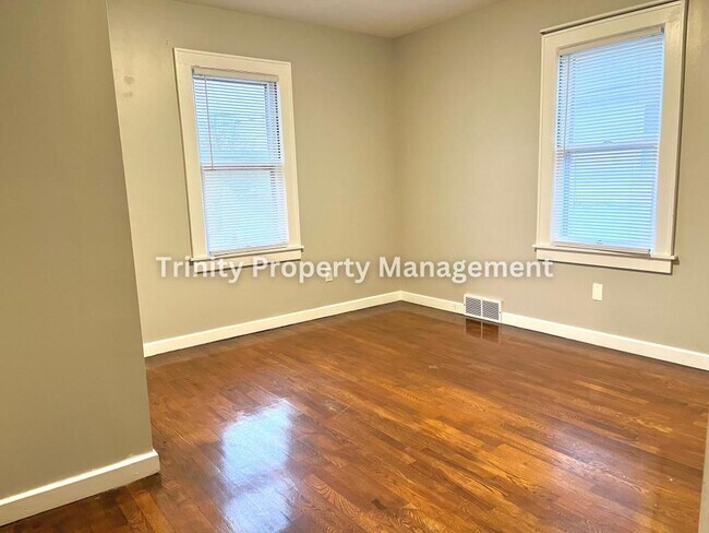 Foto del edificio - 1297 1/2 N 16th St