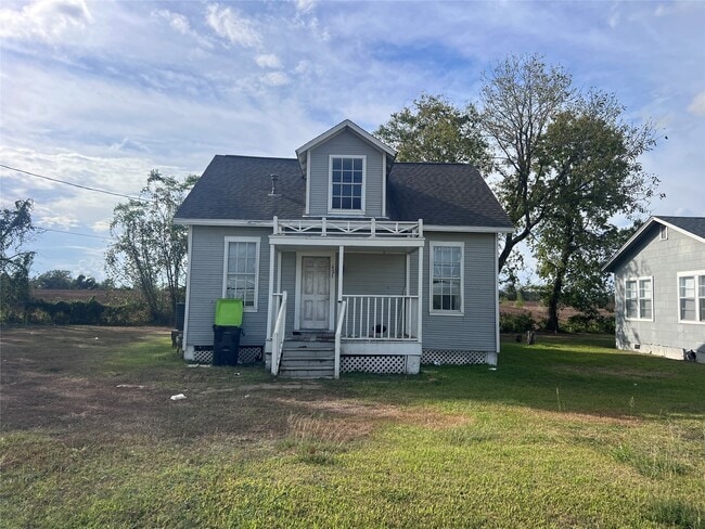 Foto del edificio - 621 Harrison Ln