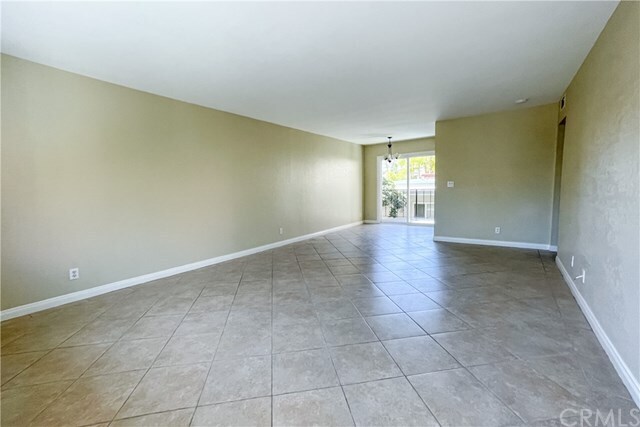 Building Photo - 236 W Escalones