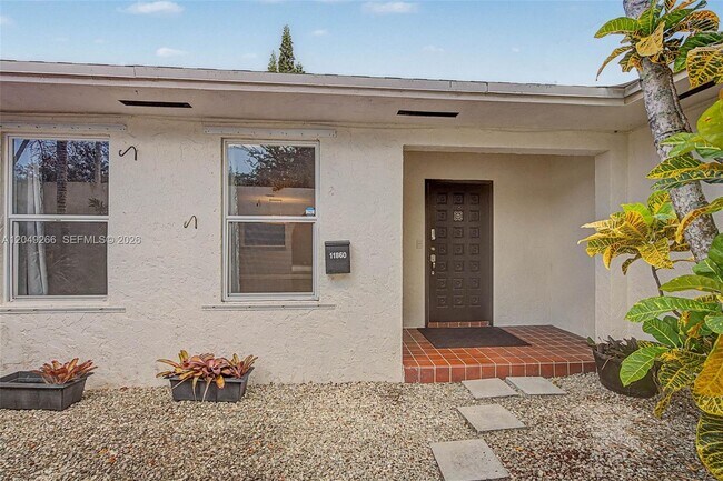 Building Photo - 11860 SW 81st Rd