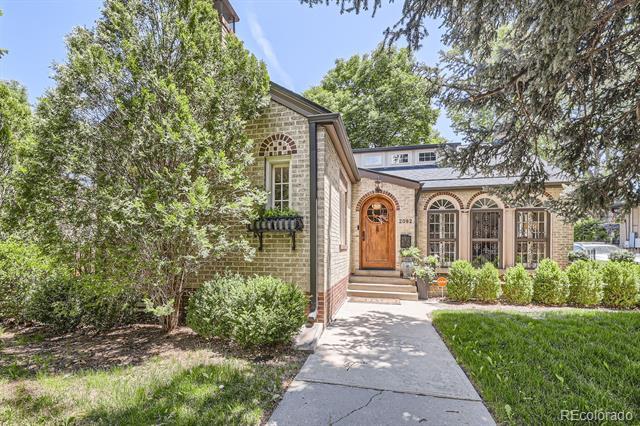 Foto principal - 2082 Cherry St