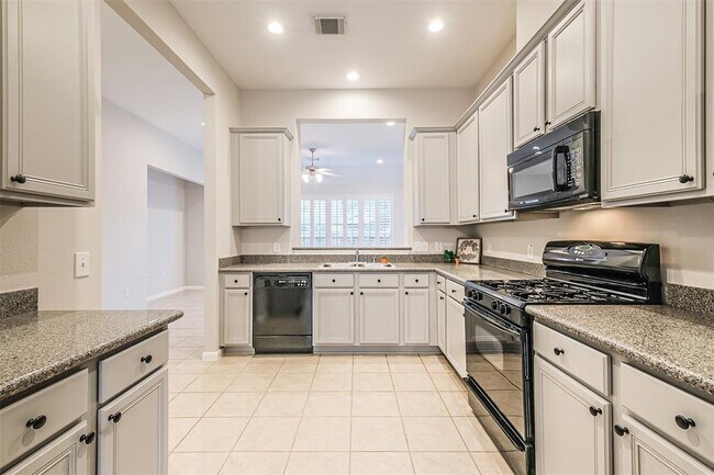 Foto del edificio - 9718 Catalina Leaf Ln