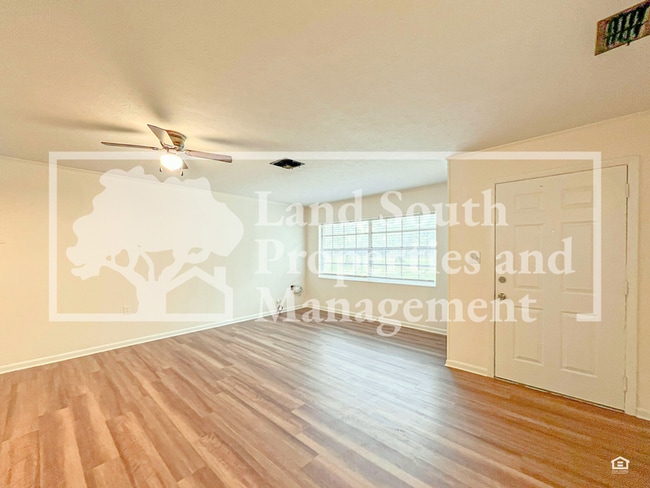 Foto del edificio - 729 W Daughtery Rd