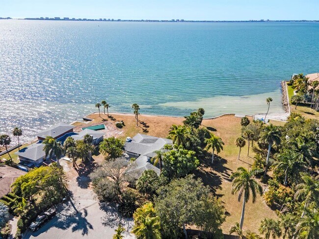 Building Photo - 700 Indian Beach Cir