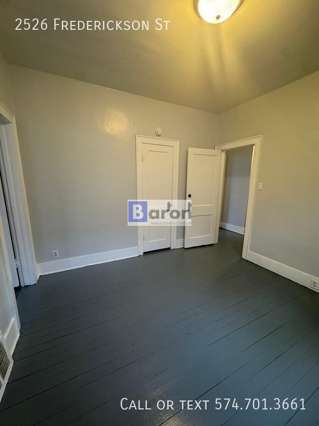 Building Photo - 2526 Frederickson St