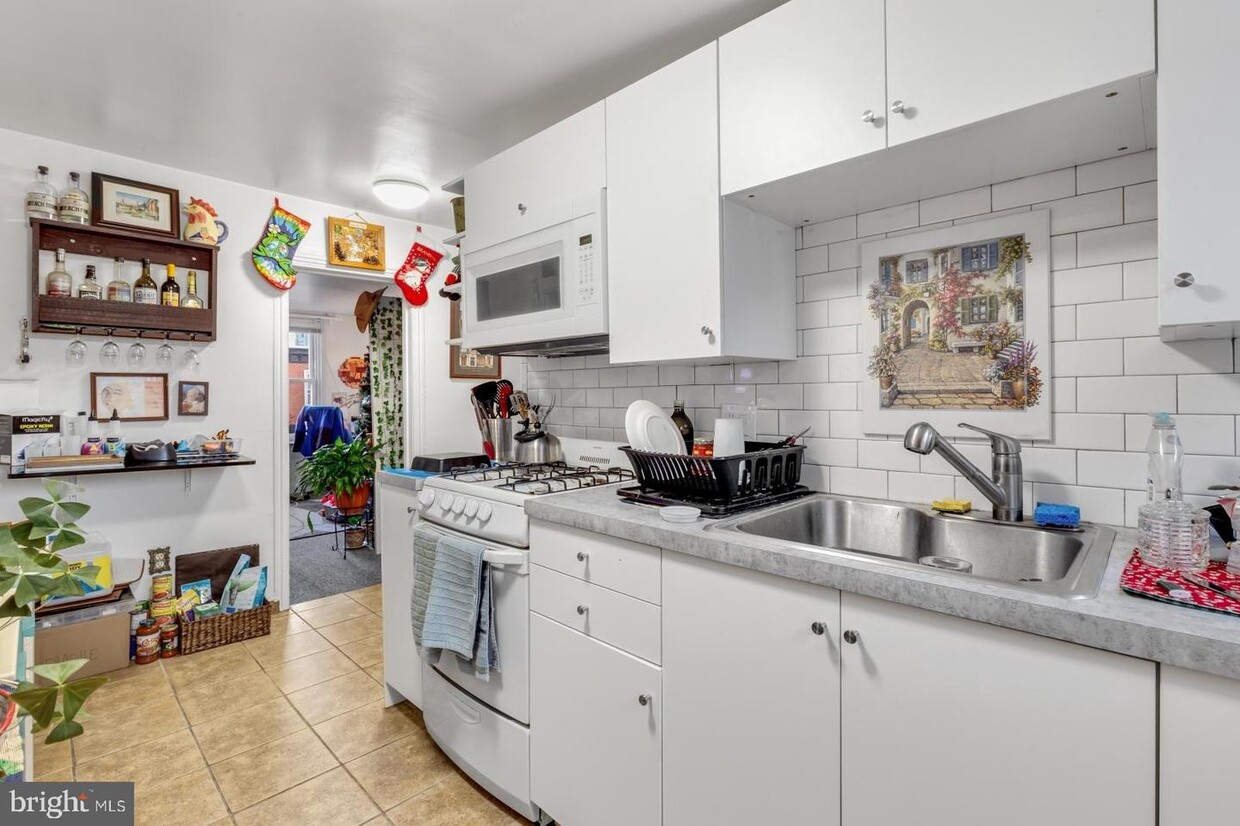 Foto principal - 2208 Christian St