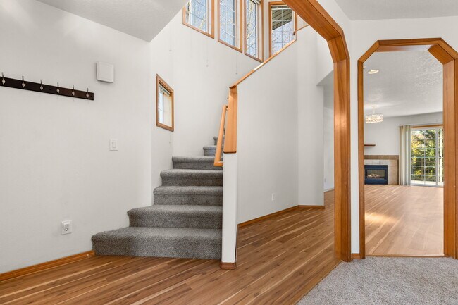 Building Photo - 8730 SW Case Ct