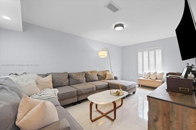 Foto del edificio - 7161 SW 55th Terrace W