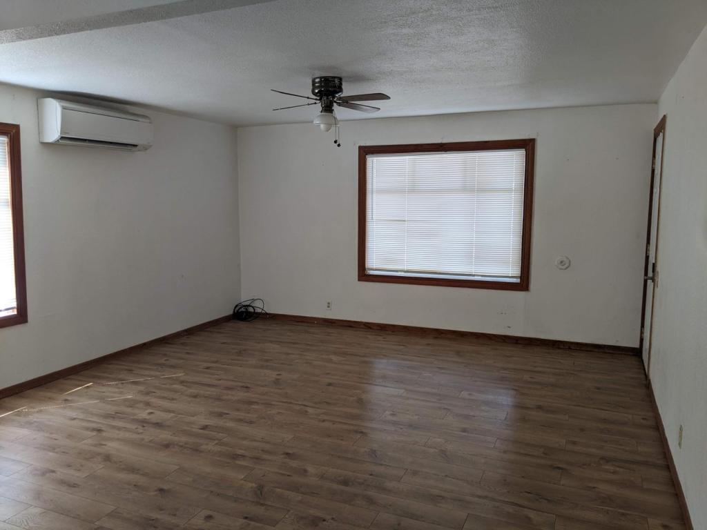 Building Photo - 1456 Bebeau Ln