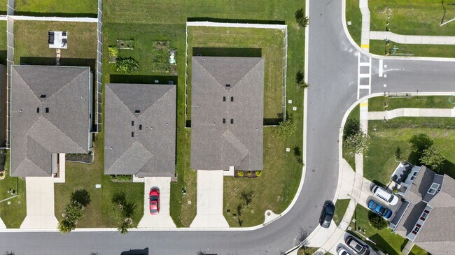 Foto del edificio - 6170 Dolostone Dr