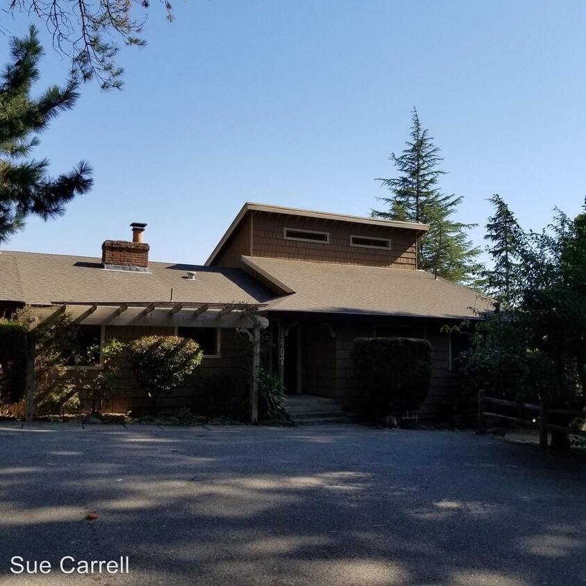 Primary Photo - 3 br, 2 bath House - 1407 Big Plum Dr