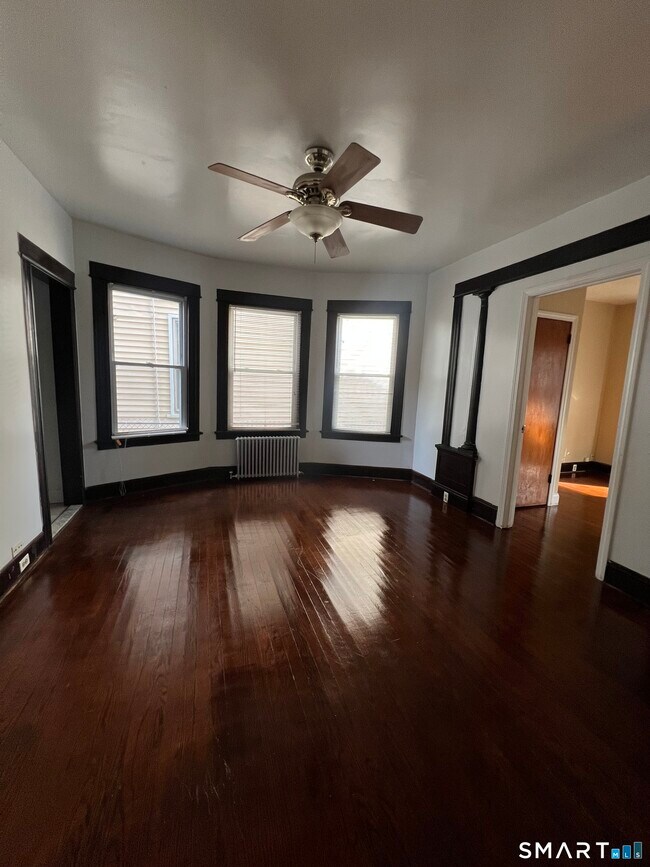 Foto del edificio - 980 Howard Ave