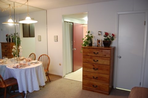 Dining Room - Corporate Manor Apartments