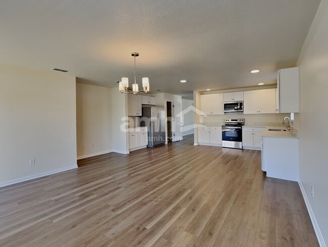 Foto del edificio - 15601 Sarcee Ct