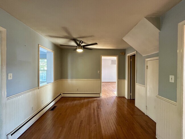 Foto del edificio - 845 Kennedy Ave