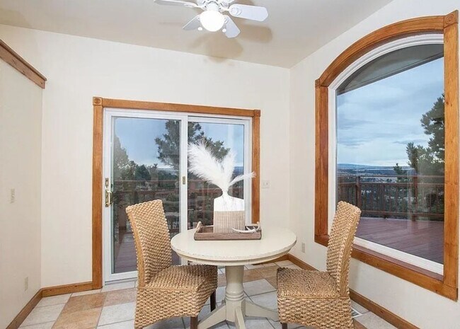 Foto del edificio - Private 19-Acre Retreat Minutes from Billings & Laurel