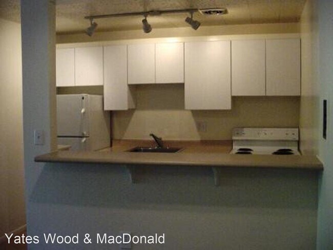 Foto del edificio - 1 br, 1 bath Apartment - 324 W. Olympic Pl.