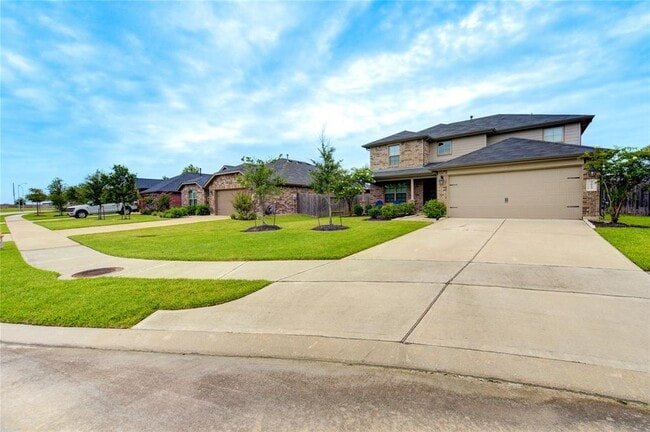 Building Photo - 9623 Japonica Dr