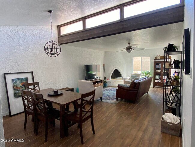 Foto del edificio - 5100 N Miller Rd