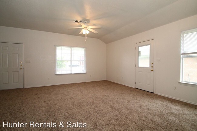 Foto del edificio - 3208 Toledo Dr