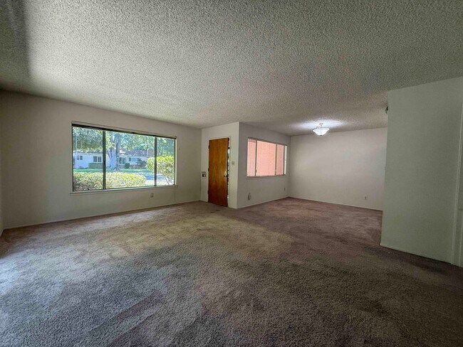 Foto del edificio - Great River Park 2 Bedroom