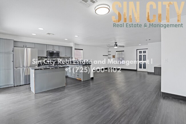 Foto del edificio - "Charming 2-Bed Oasis with 2 Full Baths in Henderson – Your Perfect 1127 Sq Ft Retreat!"