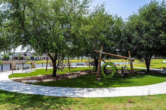 Foto del edificio - 14915 Sparrows Nest Ln
