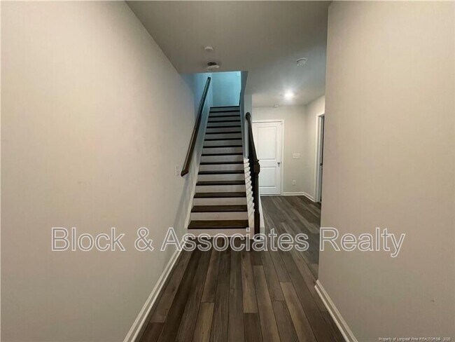 Building Photo - 4923 Southern Magnolia Dr