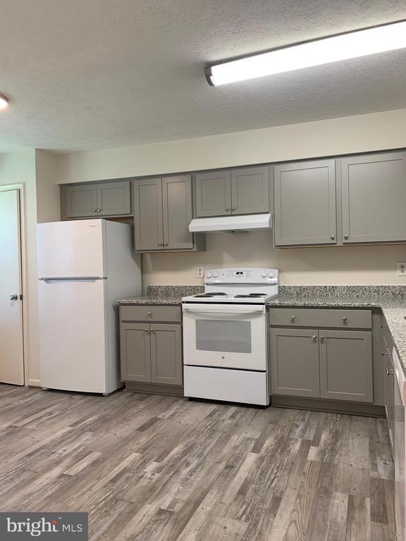Foto del edificio - 11149 Thornberry Ct