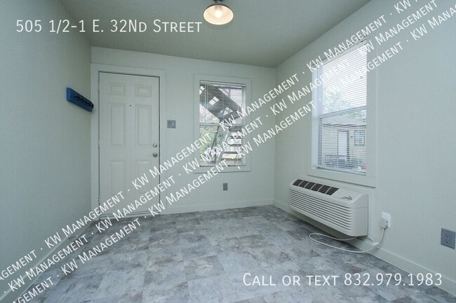 Foto del edificio - 505 1/2-1 E. 32Nd Street-