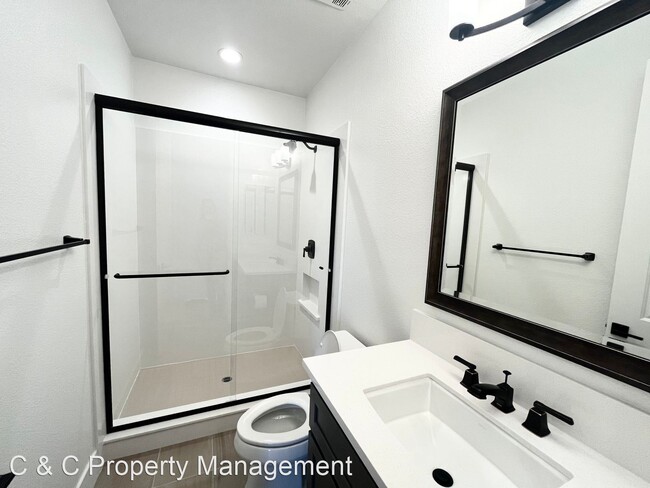 Building Photo - 4 br, 3 bath House - 284 Wharf Terrace