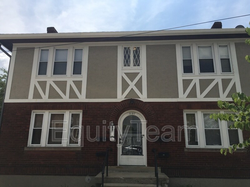 Primary Photo - 3157 Parkview Ave