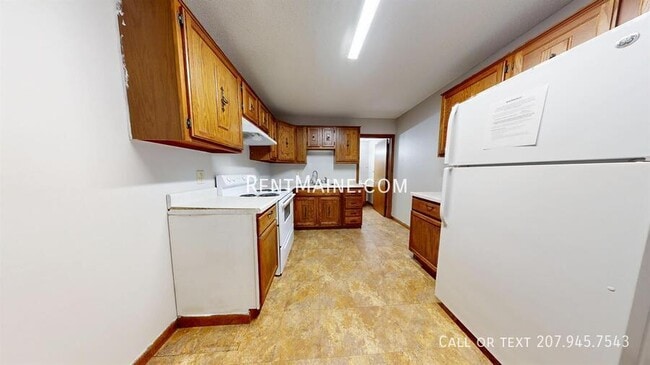 Building Photo - 14 Rancourt Ave