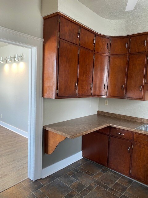 Foto del edificio - Main St