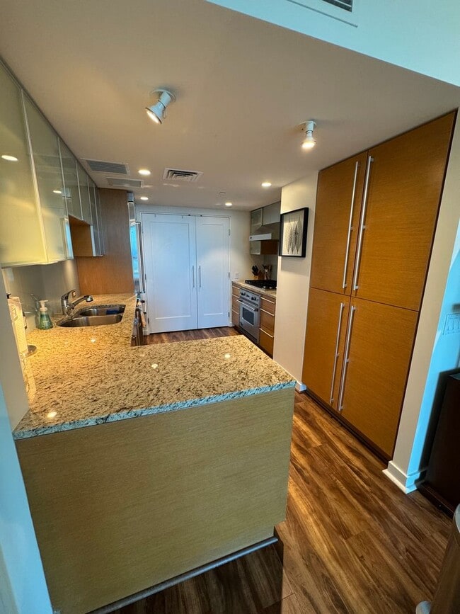 Building Photo - 2 bedroom unit w/ ocean views at Koolani!