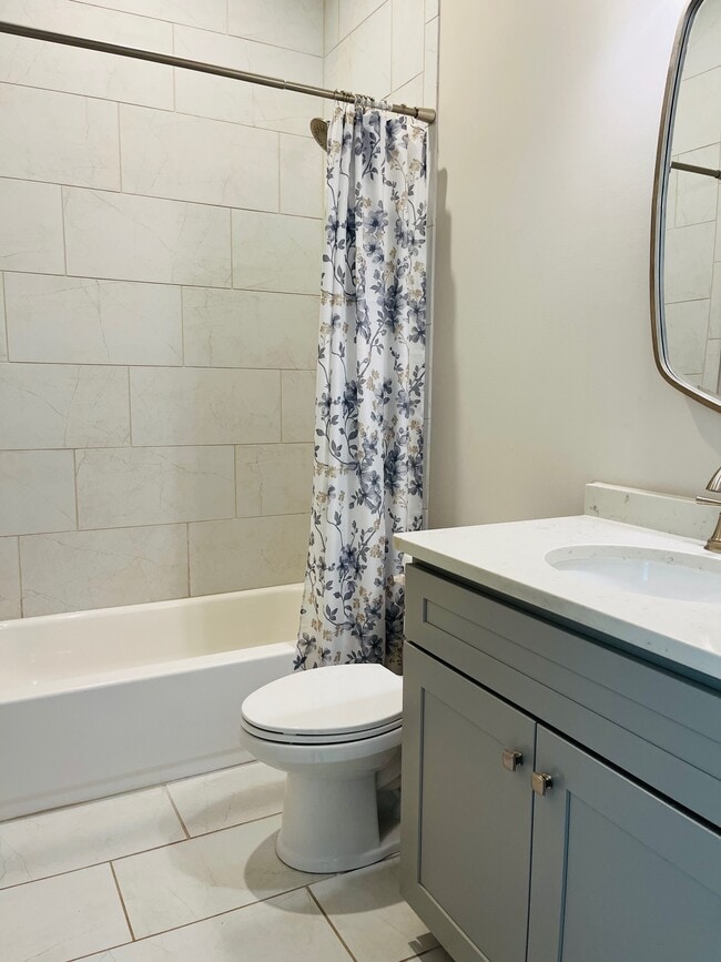 Building Photo - 311 Clift Home Pl Dr