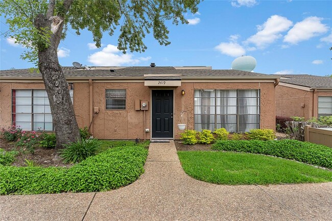 Building Photo - 2419 Briarwest Blvd